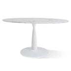 Table à manger sur pied ovale avec plateau en faux marbre blanc