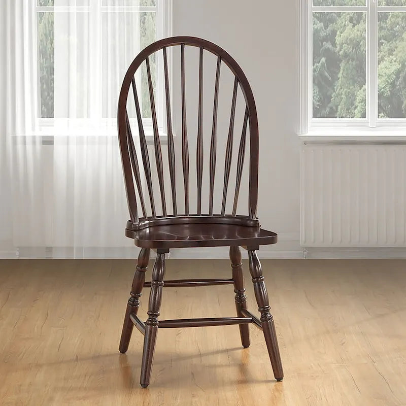Chaise de salle à manger traditionnelle