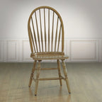 Chaise de salle à manger traditionnelle
