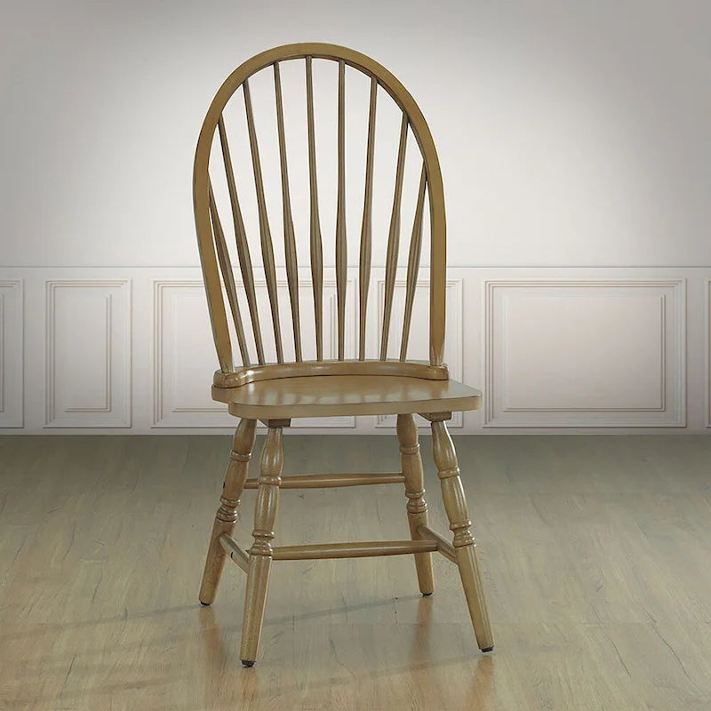 Chaise de salle à manger traditionnelle