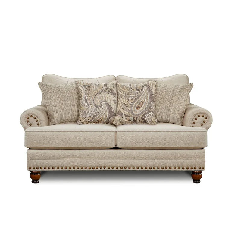 Causeuse de transition beige avec garniture cloutée